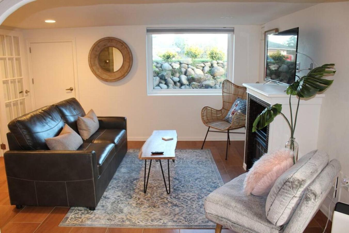 Private New Garden Apartment W Hot Tub Camas Eksteriør bilde